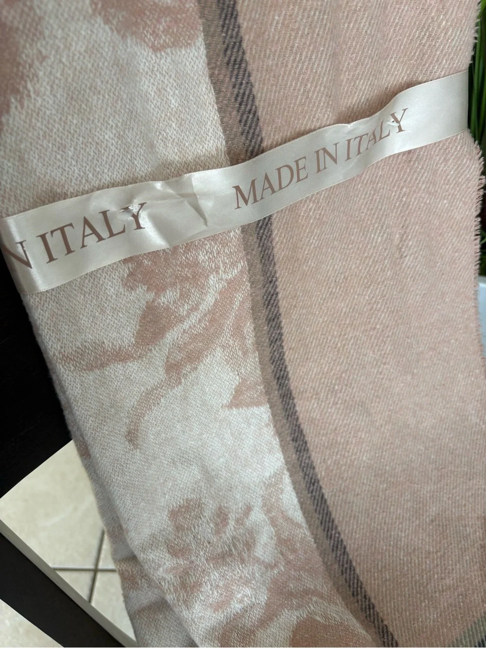 Made in Italy Cream & Blush Decorative Throw Blanket